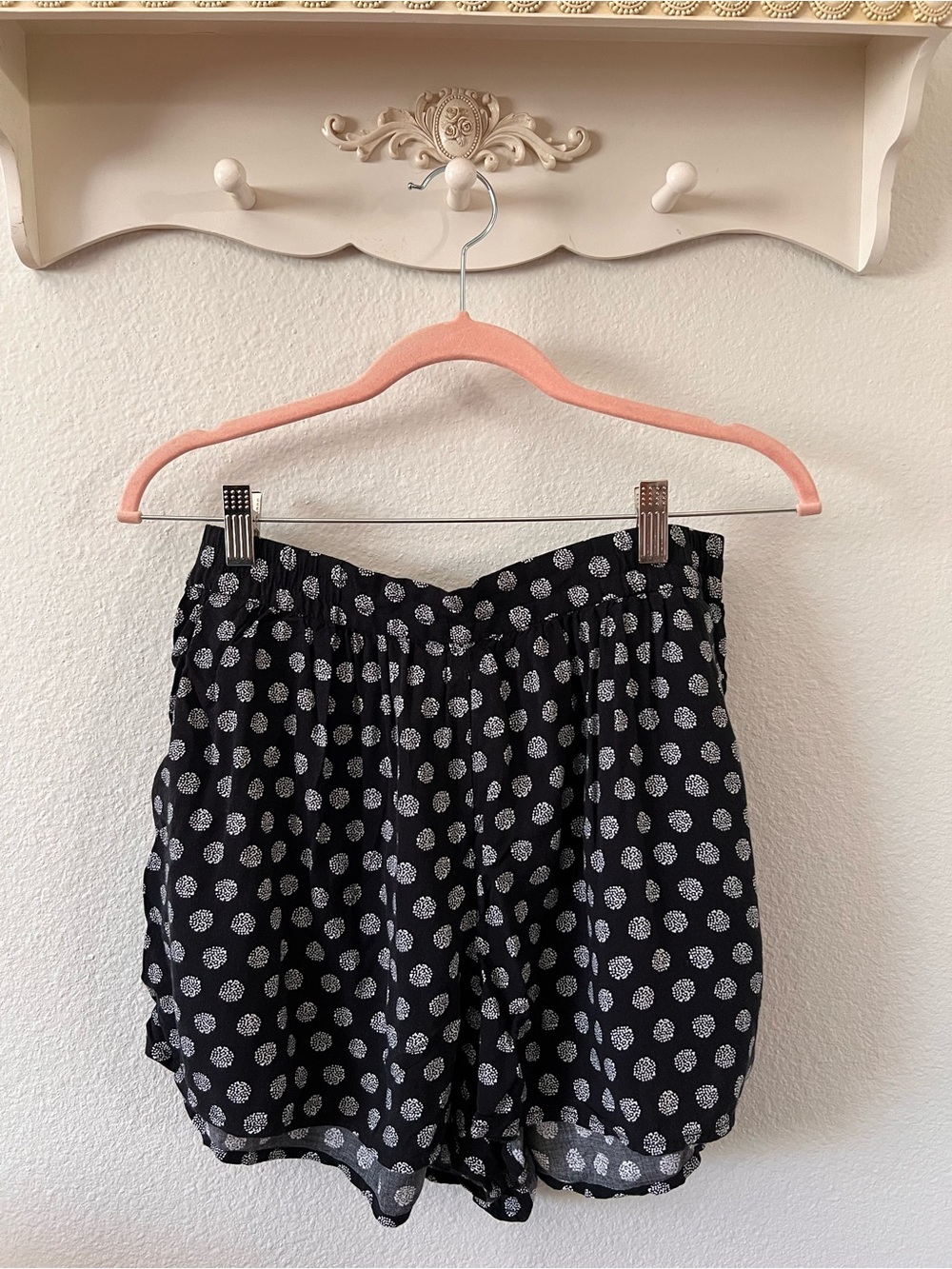 Fossil Black Polka Dot Flow Shorts XS
